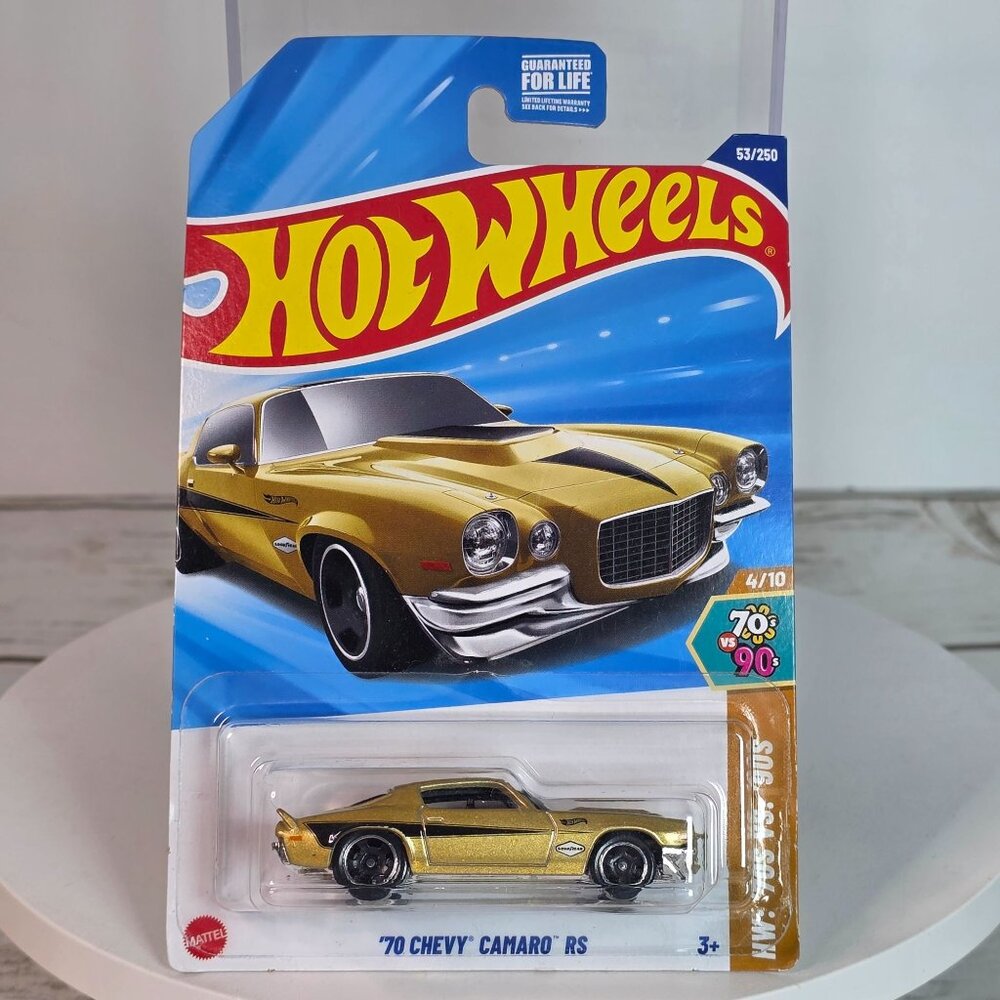Hot Wheels 70 Chevy Camaro RS Die-Cast Car 53/250 Gold 70s Vs 90s Series Collect